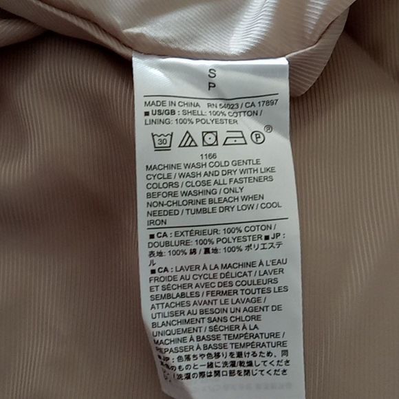 Banana Republic classic cotton twill trench coat. In Maverick tan. NWT - Picture 6 of 8